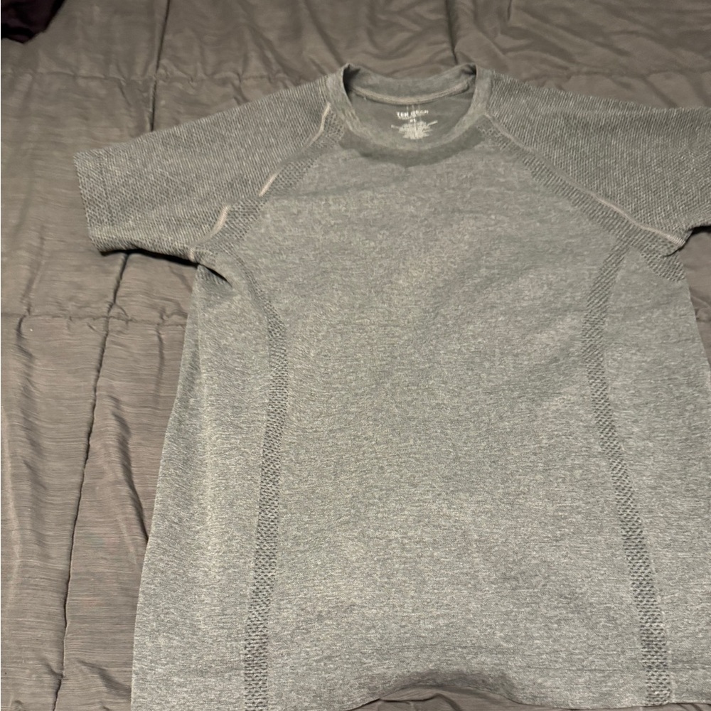 Tek Gear t-shirt